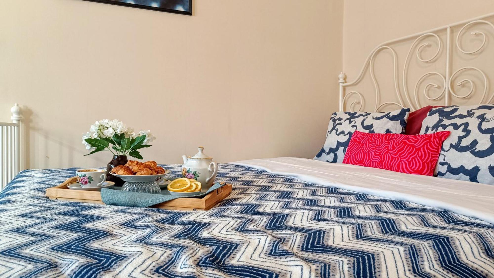 Julia Lacplesa Apartments Riga Ngoại thất bức ảnh